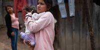 در این کشور هنوز دخترها خرید و فروش می شوند +عکس 