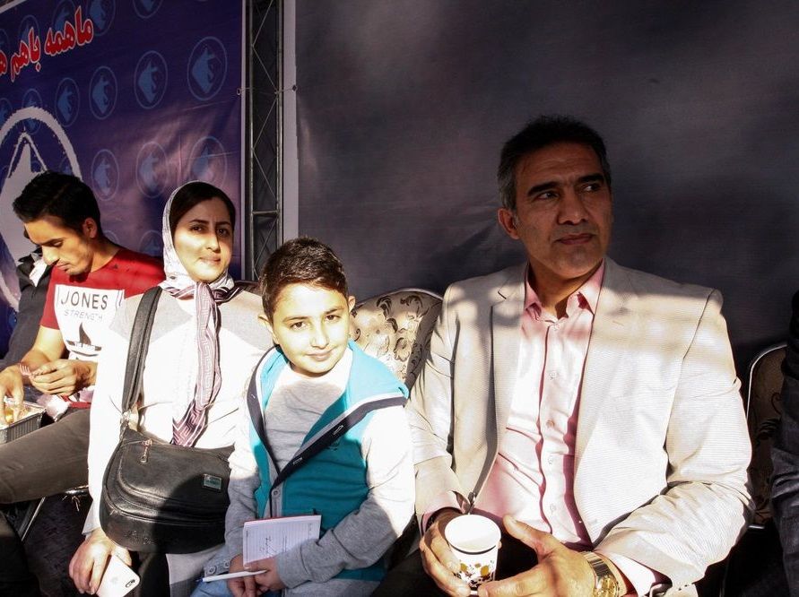 احمد عابدزاده به همراه دختر و دامادش! عکس
