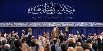 شعری که حاج صادق آهنگران در دیدار کرمانی‌ها با رهبر انقلاب خواند+ فیلم