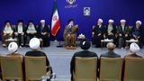 بیانات رهبر انقلاب در دیدار دست‌اندرکاران کنگره بین‌المللی علامه میرزای نائینی+ فیلم