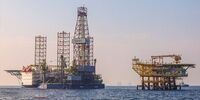 قیمت نفت بدون تغییر ماند