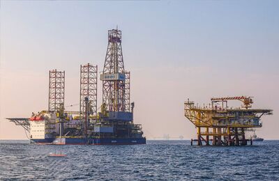 قیمت نفت بدون تغییر ماند