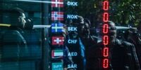 احتیاط! بازار دلار، خبری است