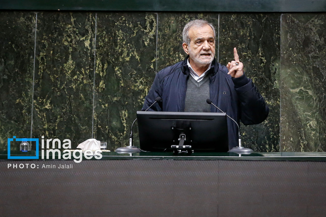 پزشکیان: پاسخ ایران به هر تجاوزی پشیمان کننده خواهد بود + عکس