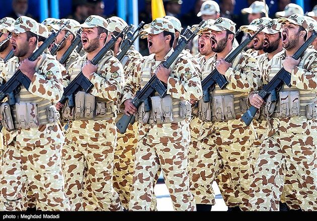 مراسم رژه روز ارتش جمهوری اسلامی