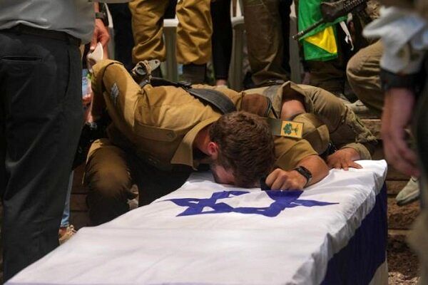 خودکشی افسر صهیونیستی بعد از جنگ غزه/ مشکلات روانی گریبانگیر ارتش اسرائیل شد