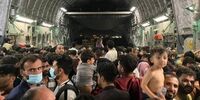 تصویری شوکه کننده از هواپیمای مرگ که از فرودگاه کابل پرواز کرد