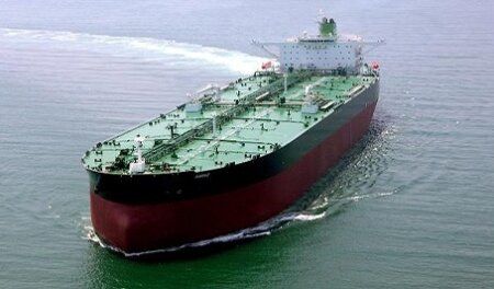 علت اعزام کشتی نفتکش به خلیج فارس از سوی قرارگاه سازندگی خاتم‌الانبیاء(ص)  