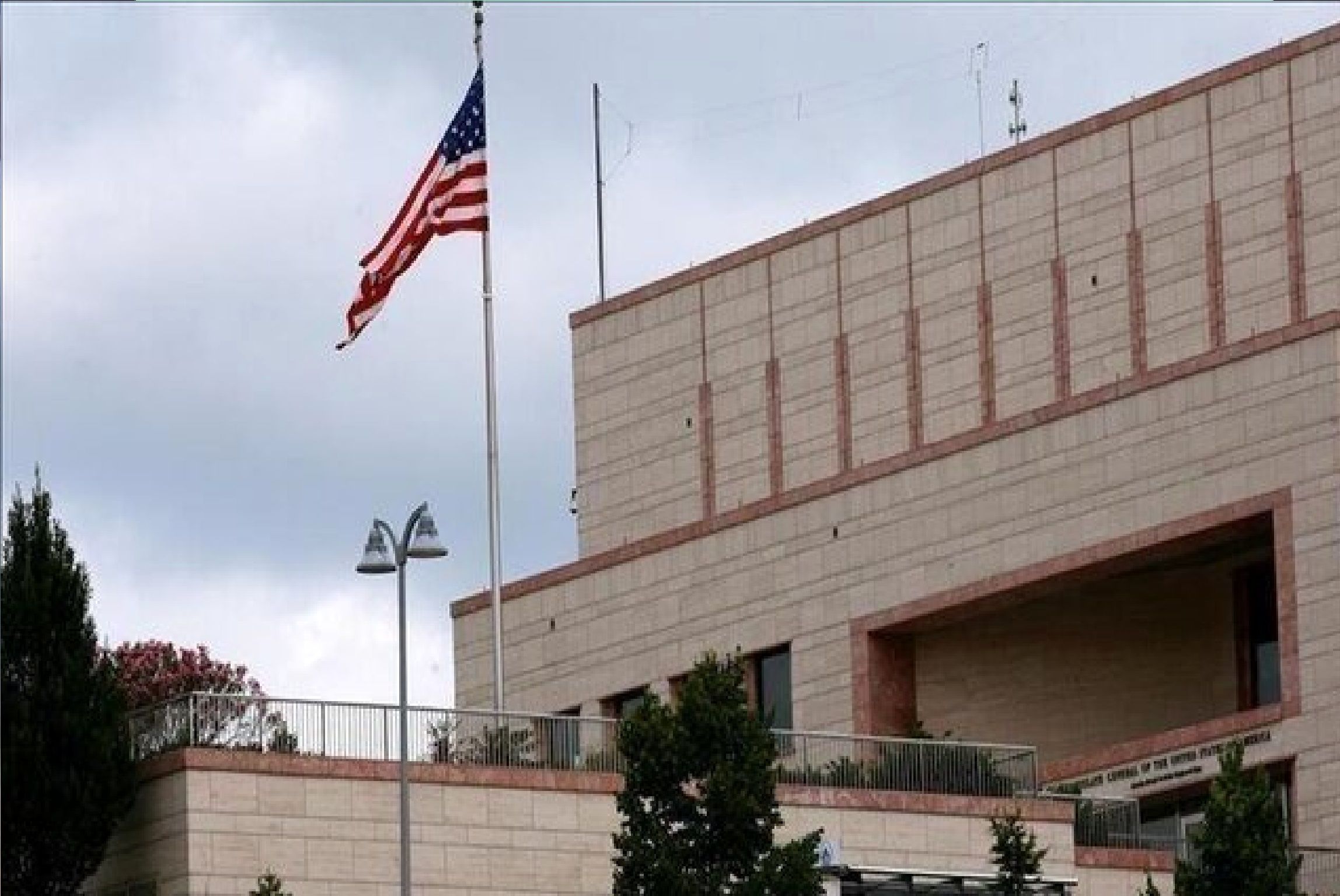 سفارت آمریکا هدف حمله پهپادی قرار گرفته است