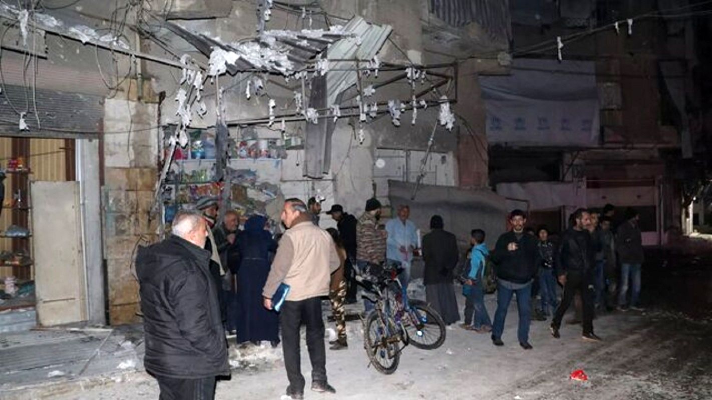 فوری/ حومه حلب بمباران شد/ حمله تروریست‌های النصره به دو شهرک در سوریه