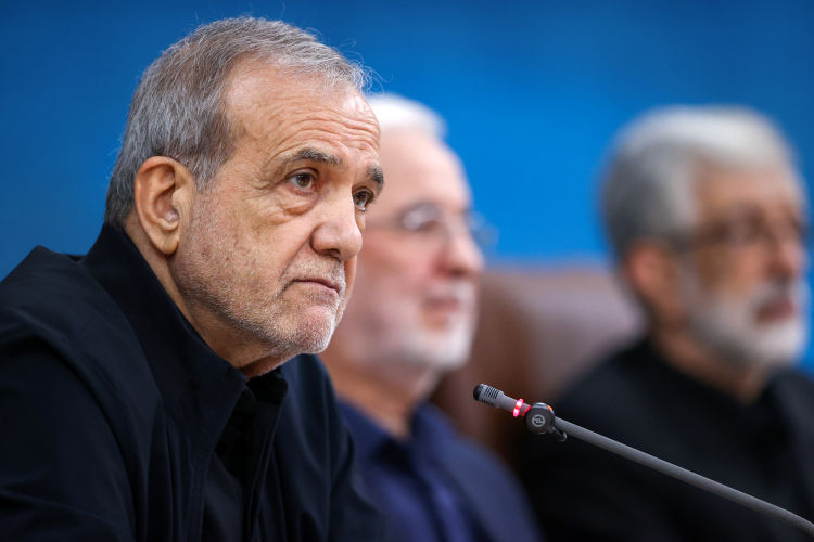 پزشکیان: صبر و همبستگی کلید ایستادگی در مقابل فشارهای خارجی است
