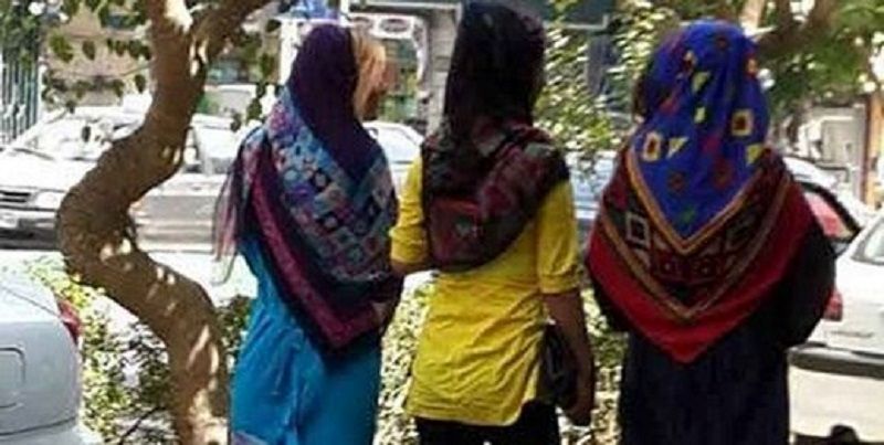 روزنامه دولت: زنان ایرانی به حجاب علاقه مندند و به حرف ضدانقلاب توجه نمی کنند