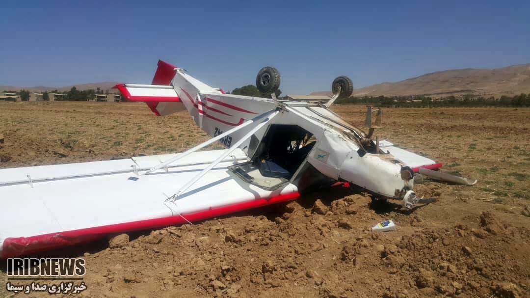 فوری/ سقوط یک فروند هواپیما در شیراز+ عکس
