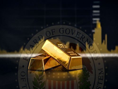 افت قیمت طلا پیش از انتشار داده‌های حساس اقتصاد آمریکا | بازار در انتظار سیگنال نرخ بهره فدرال رزرو