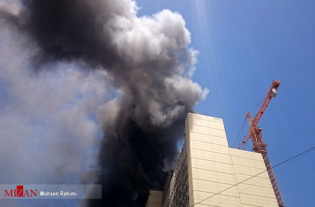 آتش سوزی هتل در حال احداث در خیابان امام رضا (ع) - مشهد