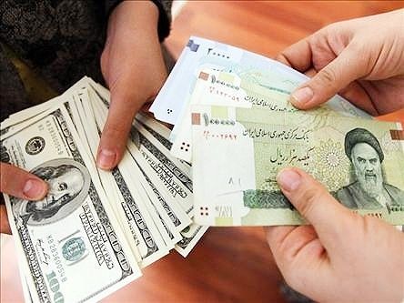 هشدار مجلس به روحانی درباره ارز