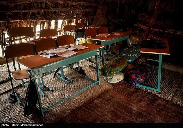 مدرسه کپری در سیستان و بلوچستان