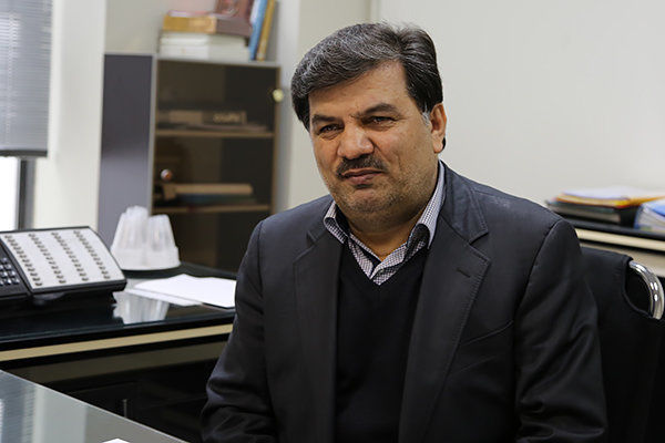 وزیر راه یک بازنشسته را به وزارتخانه بازگرداند