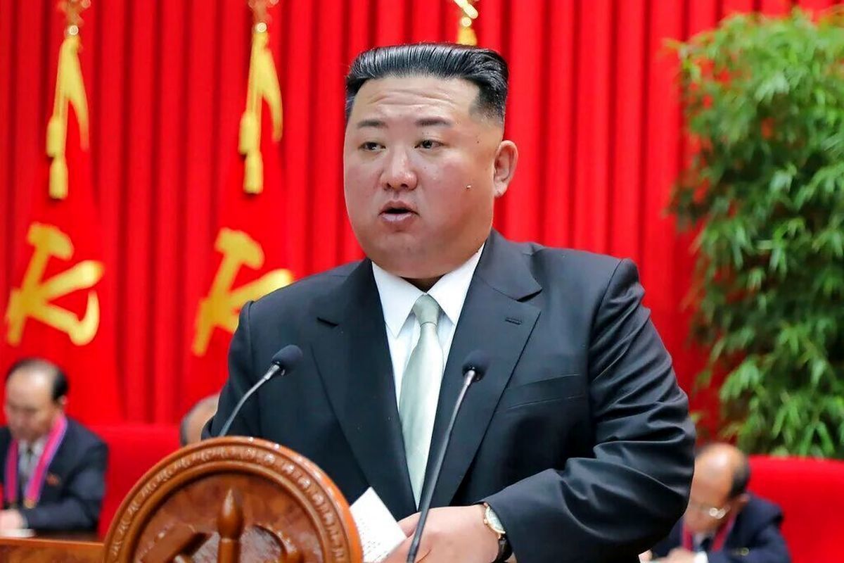 سلامت رهبر کره شمالی به خطر افتاد/ او بعد از نوشیدن، گریه می‌ کند/ بیماری کیم جونگ اون چیست؟