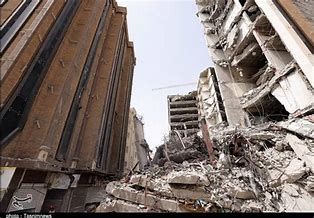 آخرین تصویر از ستون ترک‌خورده متروپل قبل از حادثه 