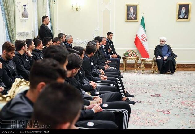 تصاویر دیدار تیم ملی فوتبال ایران با رئیس جمهوری