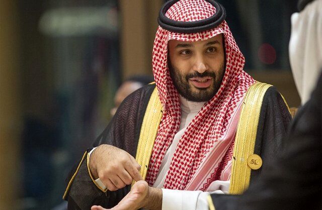 حصر خانگی، حکم بن سلمان برای شاهزاده‌های خاندان سعودی