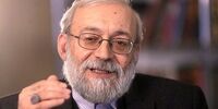  جواد لاریجانی به طرح‌هایی مغایر با دیدگاه رهبری انتقاد کرد/ تصمیم‌گیری درباره جنگ و صلح از اختیارات رهبری است/لجبازی و ترک مسئولیت نکنیم