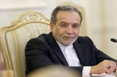 عراقچی سونا احمدی را به آلماتی بدرقه کرد+ عکس