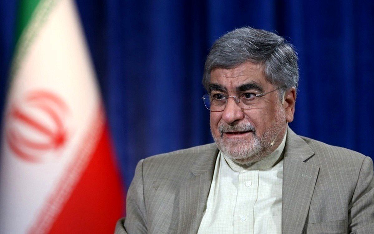 علی جنتی: جلیلی در مذاکرات به‌دنبال خطابه خوانی و مدیریت جهان بود / یکی از مخالفین برجام جاسوس انگلیس از کار درآمد و اعدام شد