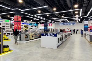 برندهای خارجی لوازم خانگی سر از «سراها» درآوردند | کالاها در قالب کوله‌بری و ته‌لنجی وارد می‌شوند یا قفل واردات شکست؟