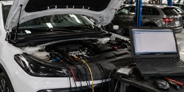 پس لرزه قطعی اینترنت بین الملل بر صنعت خودرو/ موج خرابی خودروهای وارداتی در راه است