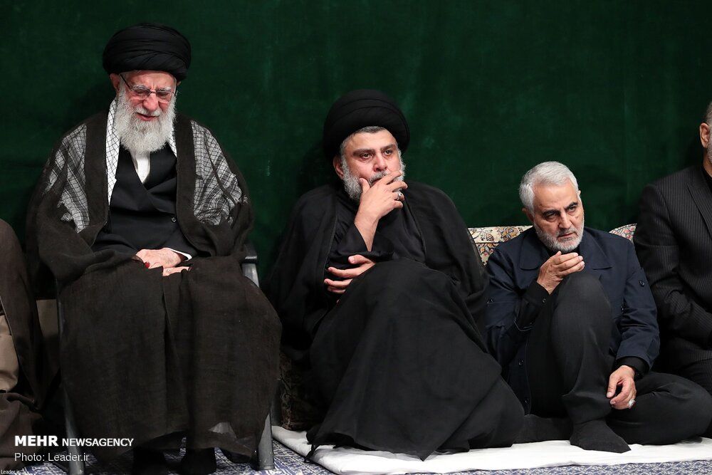 تصاویر مراسم شام غریبان در حضور رهبری، قاسم سلیمانی، مقتدا صدر، احمدی‌نژاد و ...