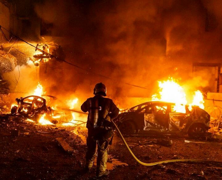 اصابت موشک‌های ایرانی به تل‌آویو + عکس

