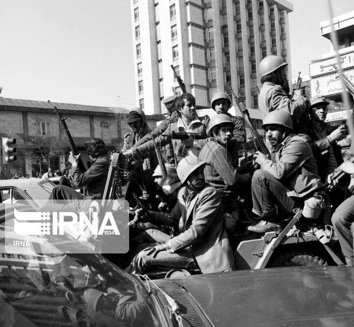 ۲۱ بهمن ماه؛ یک روز روز پر التهاب در ایران