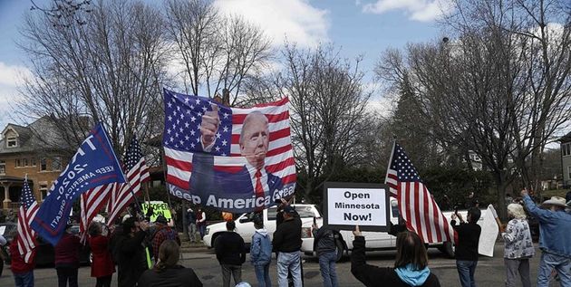 تجمع هواداران ترامپ علیه فرمانداران دموکرات برای شکستن قرنطینه