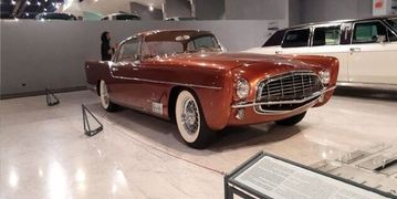 رونمایی از یک خودرو جدید در موزه خودروهای تاریخی