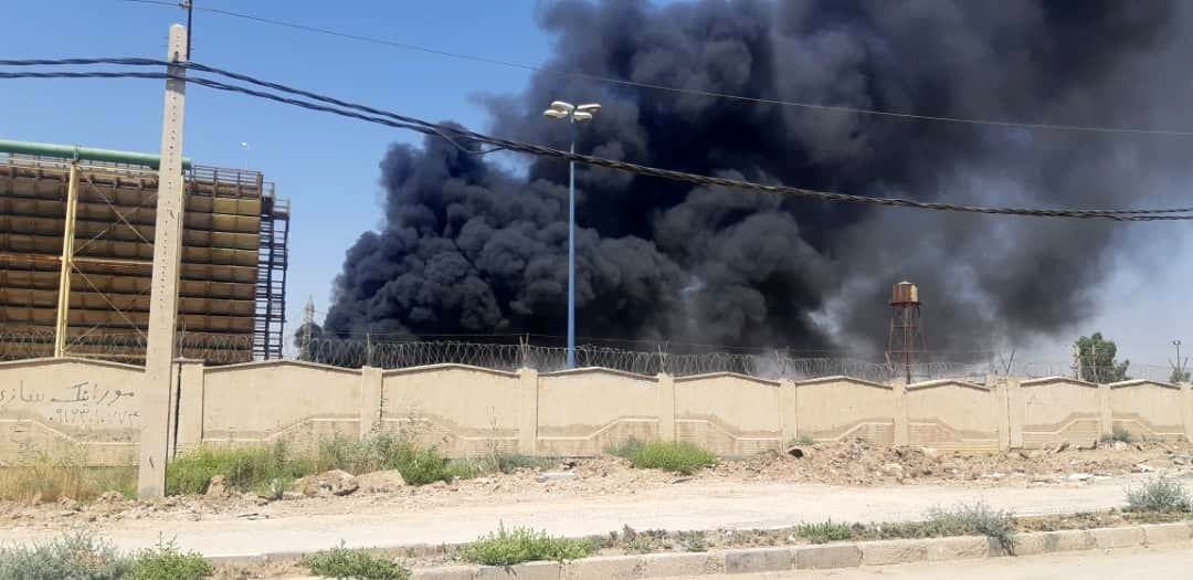 اولین تصاویر از آتش سوزی در نیروگاه شهید مدحج زرگان اهواز 

