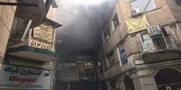 پاساژی در بازار تهران طعمه آتش شد