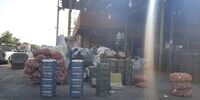 جولان کرونا در میدان مرکزی میوه تهران/ اینجا از بهداشت خبری نیست+ تصاویر