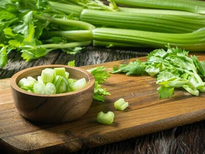  6 ماده غذایی کم‌ کربوهیدرات و کم‌ کالری