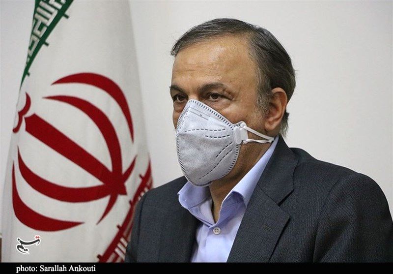 رزم حسینی: با مداخله مستقیم دولت در بازار مخالفم