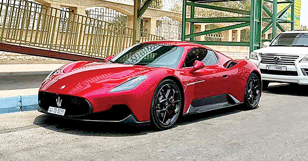 چرا برخی خودروهای لوکس با پلاک خارجی در کشور تردد می کنند؟