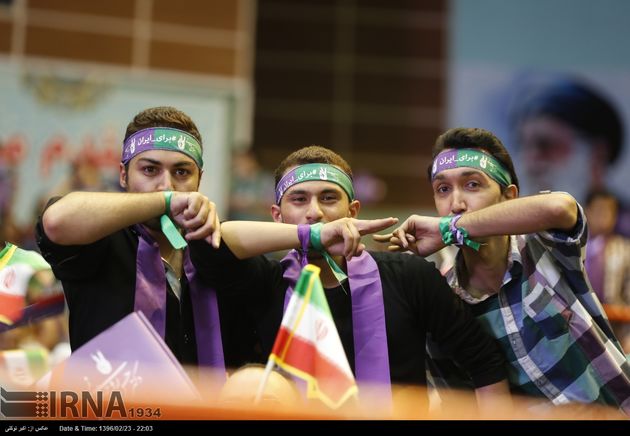 تصاویر همایش حامیان حسن روحانی در ورزشگاه آزادی