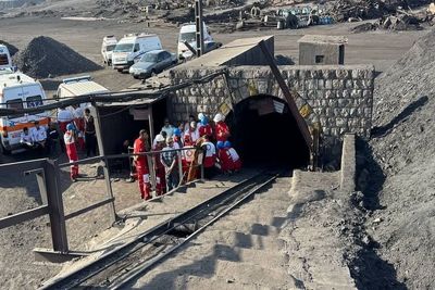 انتقاد شدید نماینده مجلس از حادثه انفجار معدن طبس / حداقل‌های ایمنی در این معدن رعایت نشده بود 2