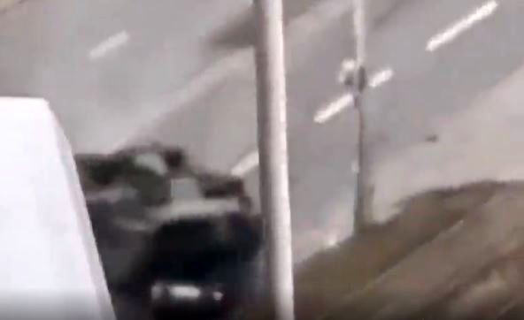 اظهارنظر رئیس پلیس راهور به عبور تانک روسی از روی خودرویی در اوکراین!