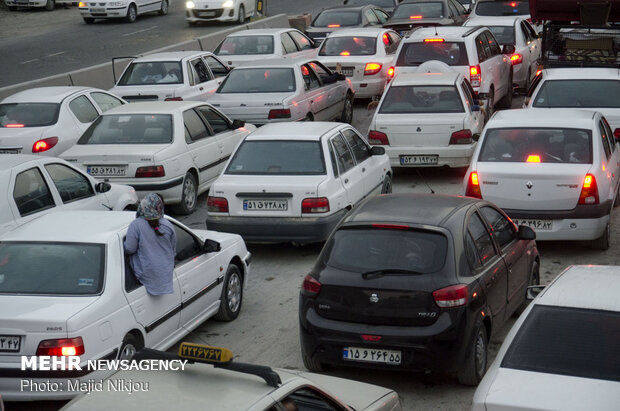 ترافیک سنگین در آزادراه تهران - کرج