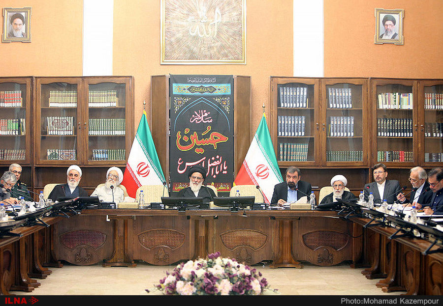 آیا سران 3 قوه به‌خاطر احمدی‌نژاد به مجمع تشخیص مصلحت نمی روند؟ / واکنش ها