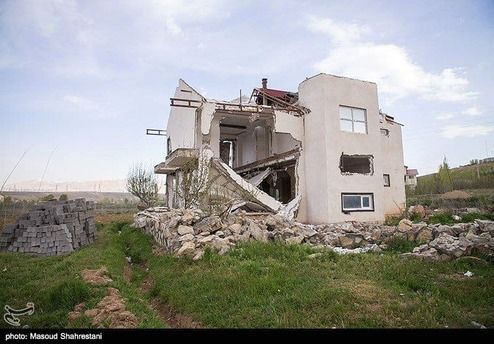 تخریب ویلای 5 هزار متری دو مسئول در فیروزکوه
