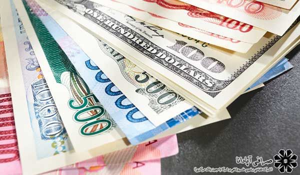 قدرت نمایی دلار در برابر یورو و پوند