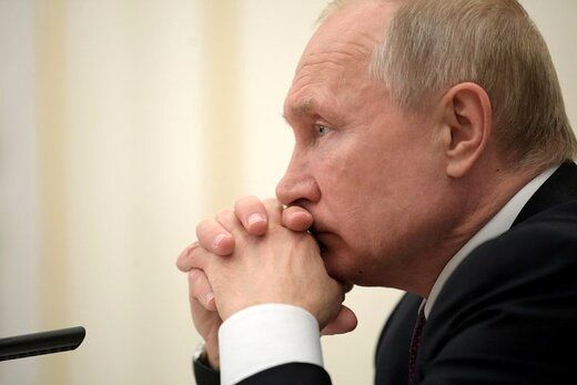 تعریف و تمجید روزنامه دولت از قدرت پوتین و روسیه